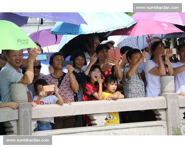 2017惠州龙舟赛激情上演千舟竞渡场面壮观盛况